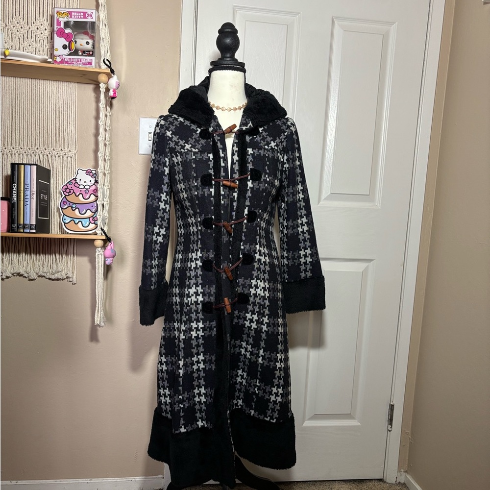 Women's Black and Gray Fur Trim Coat